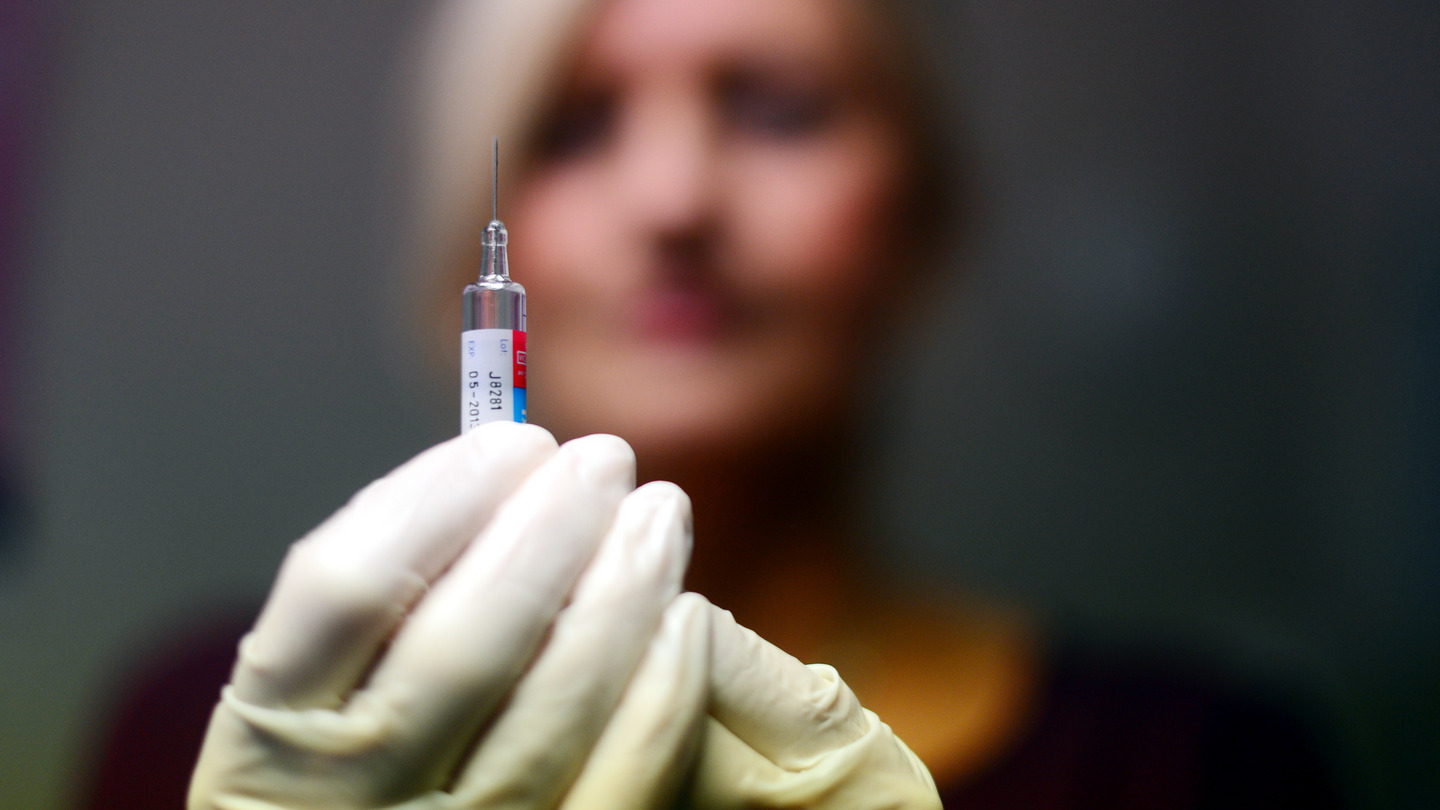 Вакцинация от COVID-19, как средство для обмана