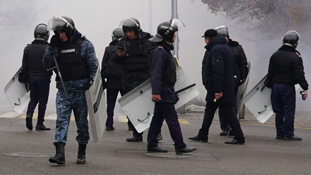 Во время протестов в Алма-Ате было задержано свыше трех тысяч человек