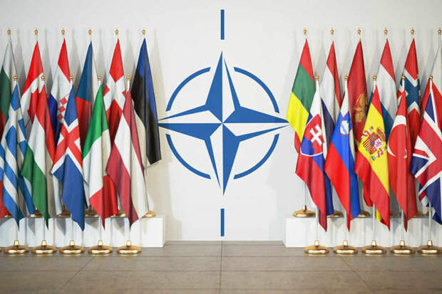НАТО отрабатывает переброску сил к границам России
