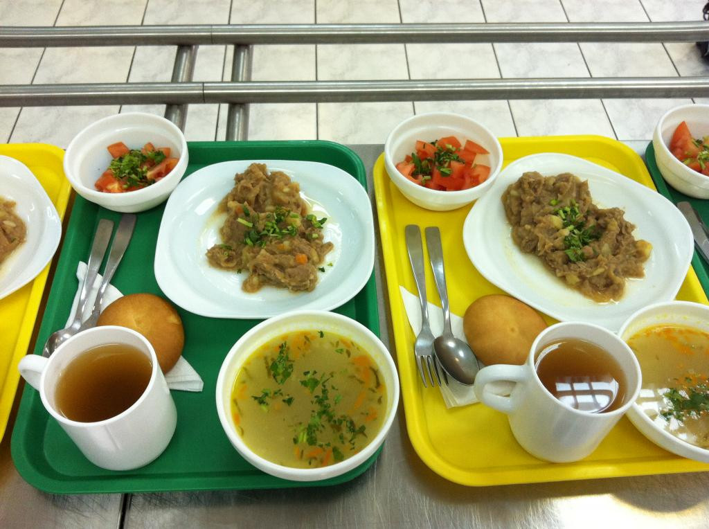 Москва разработала новые принципы оценки качества школьного питания 