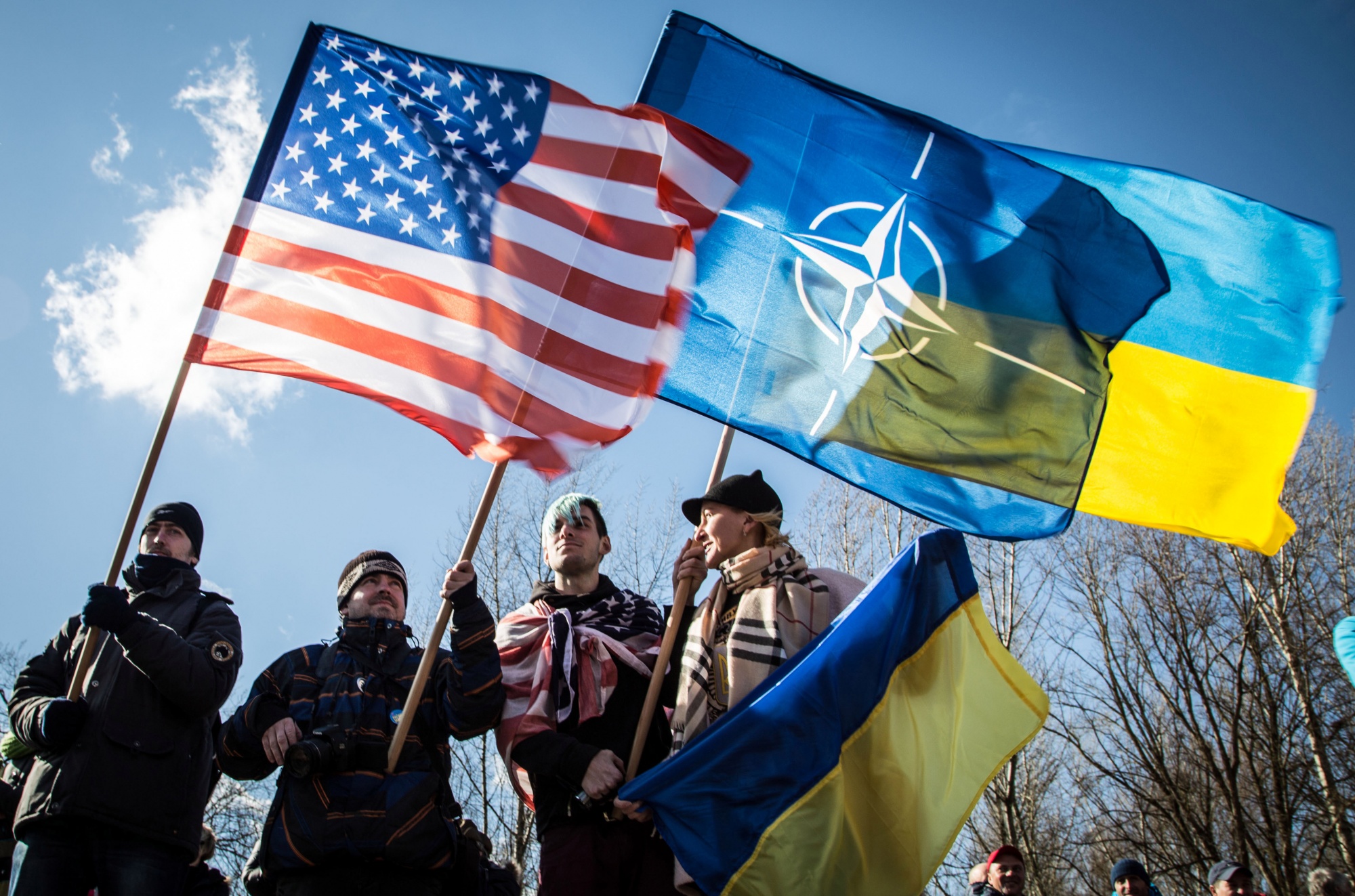 США стоит перед дилеммой, как же избавиться от Украины?