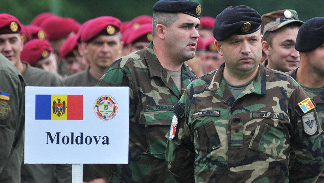 Молдавии надоел мир: Кишинёв готовится к конфликту и самоликвидации