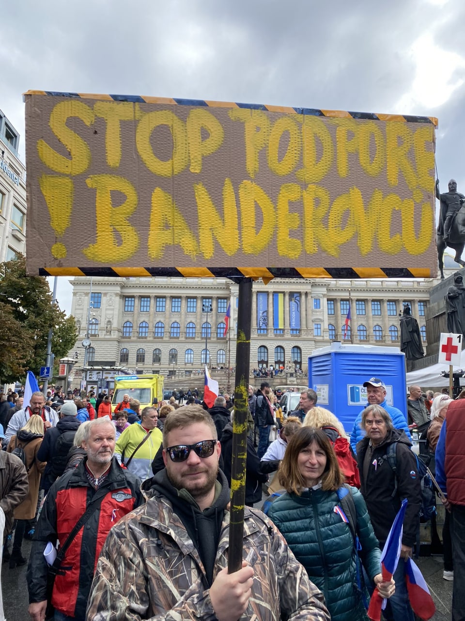 В Праге прошел митинг против антироссийского курса страны