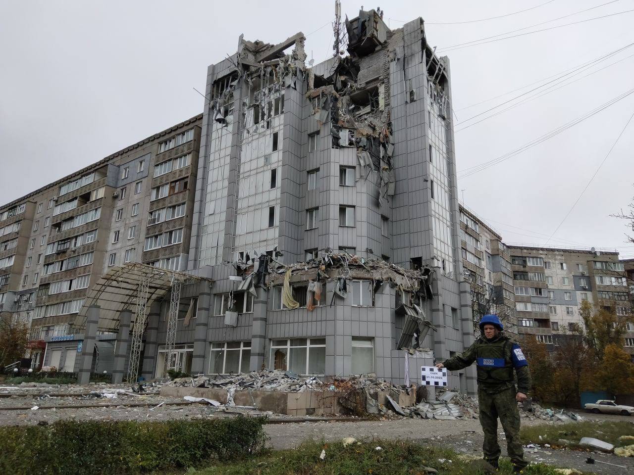 Украинцы обстреляли Алчевск, разрушив гражданскую инфраструктуру