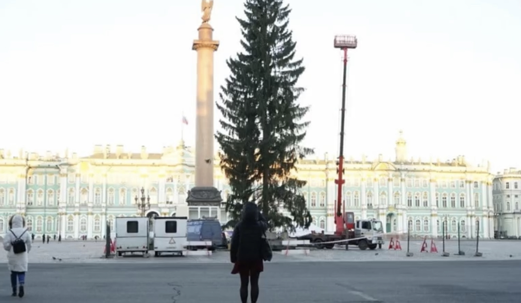Смольный потратит 700 млн рублей на новогодние праздники вопреки призывам Беглова к «экономии» – активисты