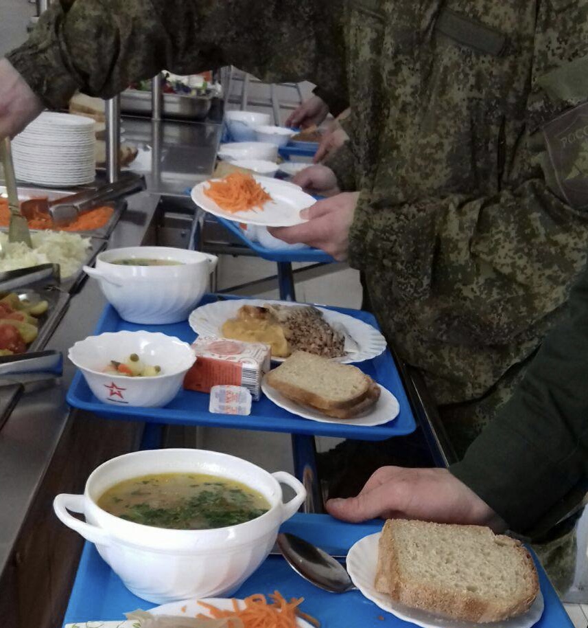 Новые организаторы питания для бойцов в зоне СВО подняли минимальную цену рациона