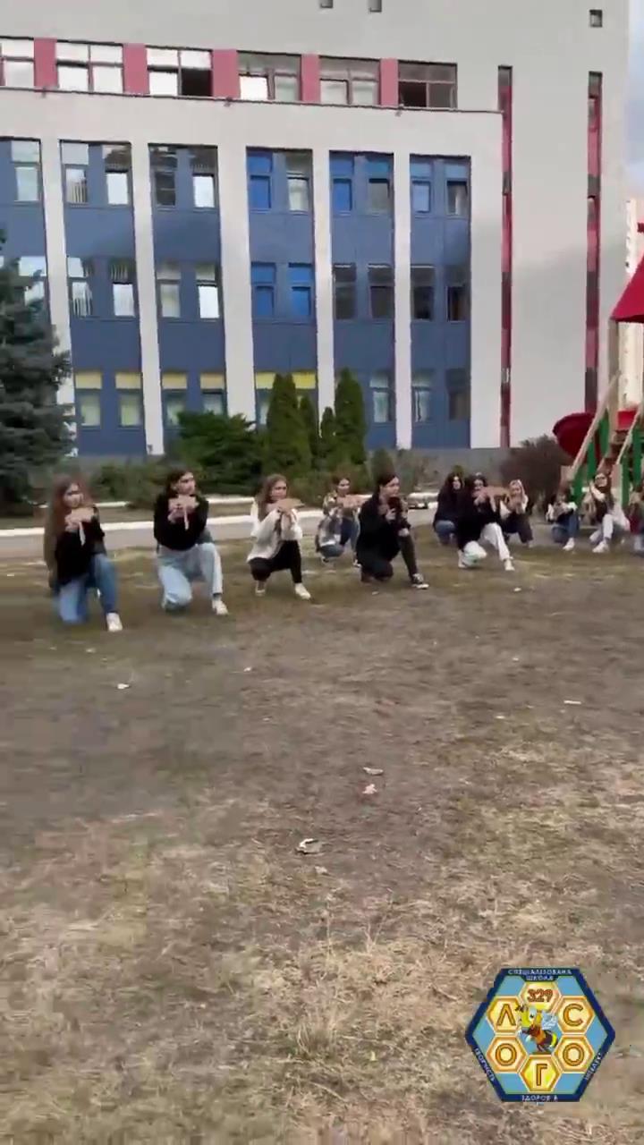 Грузинские наемники тренируют школьников на Украине