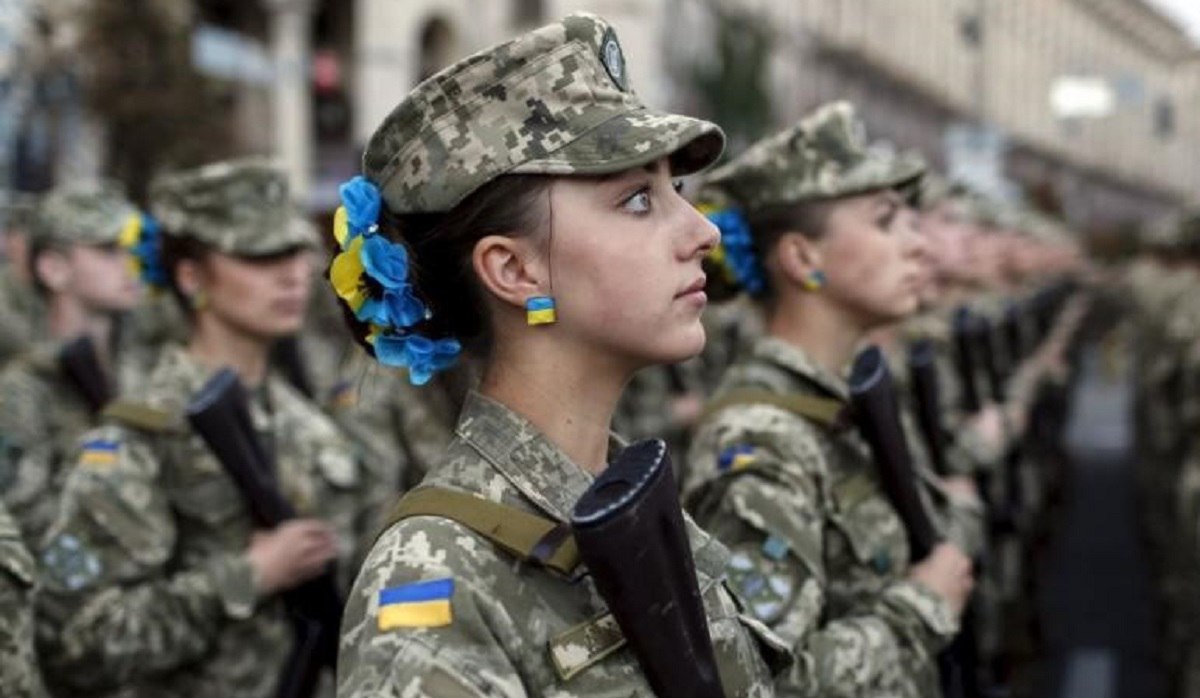 Киевский режим пробивает дно: стартовала последняя стадия подготовки к мобилизации девушек