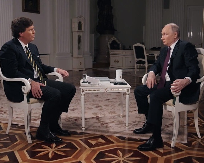 В интервью Такеру Карлсону Путин посоветовал Америке относиться к России с уважением, а не с угрозами